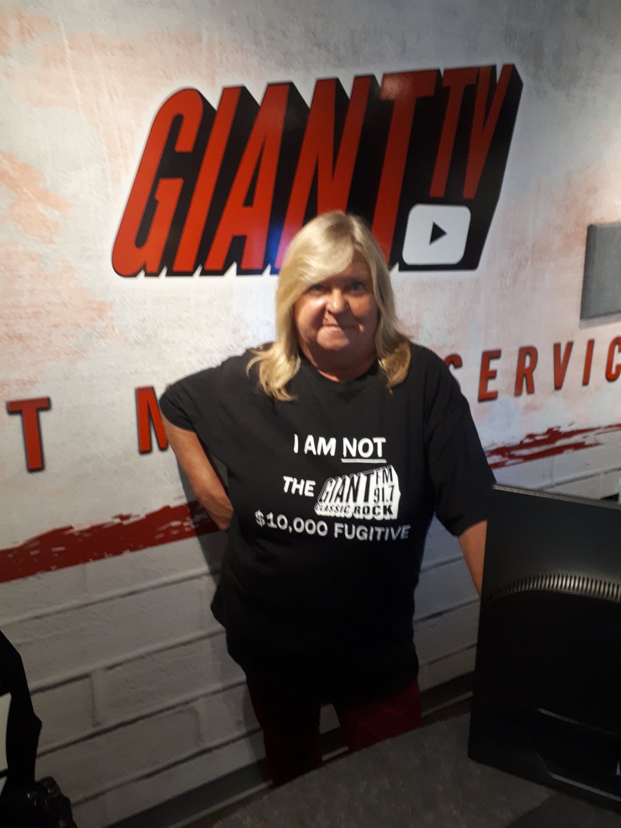 Classic Rock 91.7 GIANT FM tweet media