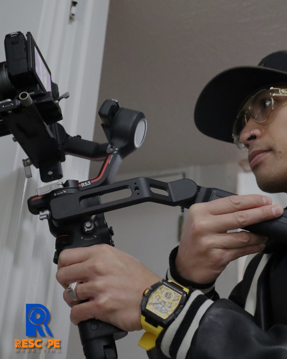 RescopeM's tweet photo. Where Every Pixel Matters! 🌟 

Dive into the world of cutting-edge equipment that transforms snapshots into masterpieces. Discover the technology behind our visual magic. 

#QualityCapture #VisualCraftsmanship https://t.co/v4A9uOQKNn