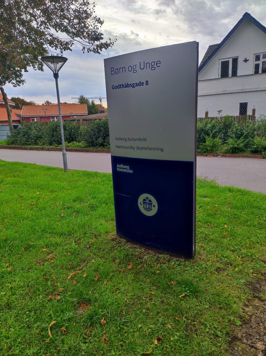 Ins Frederic Mompou tweet media