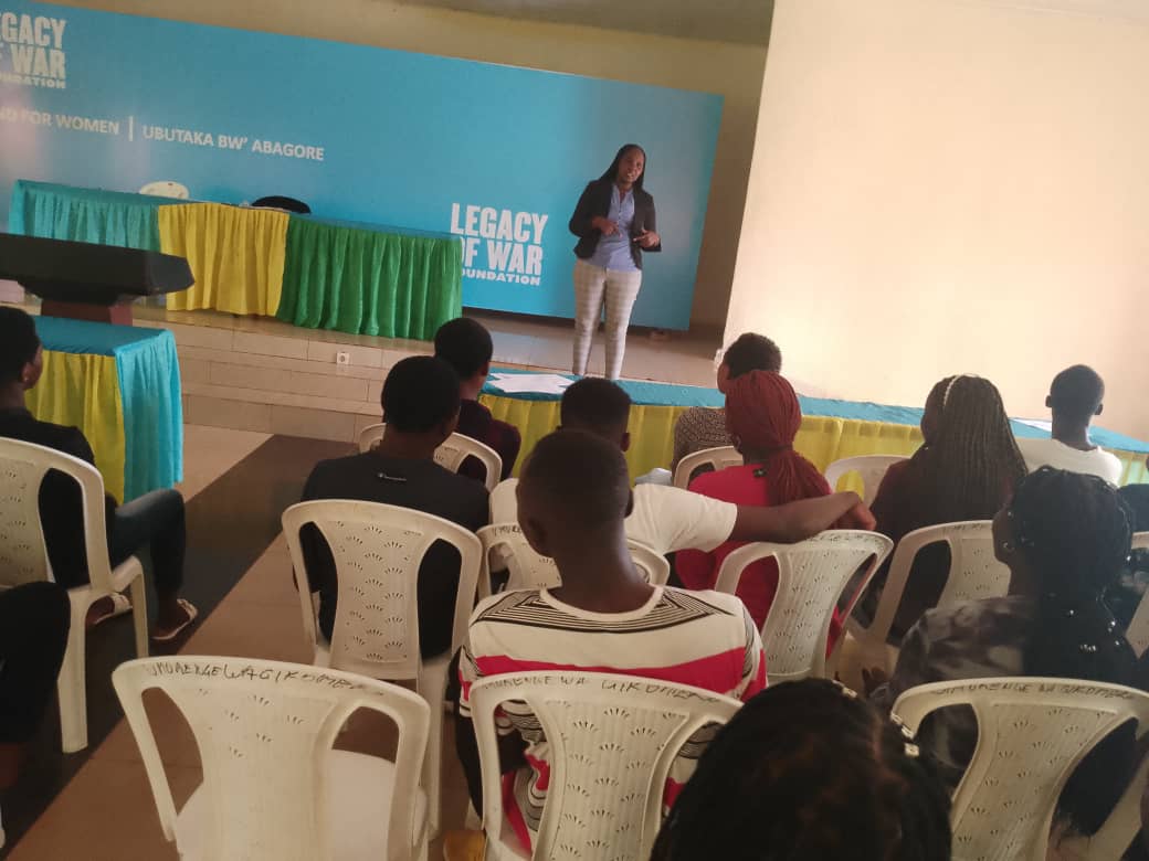 SectorGikomero's tweet photo. Mu Murenge wa Gikomero hatangijwe Urugerero XI. Ni gahunda yatangijwe na #ES/Sector, afatanyije n'Umukozi ushinzwe ibikorwa by'Itorero ku Murenge ndetse n'Indemyamihogo. Ubwitabire bwari bushimishije @Gasabo_District @umwigemepo @CityofKigali  @indemy https://t.co/HPT17gR3fF