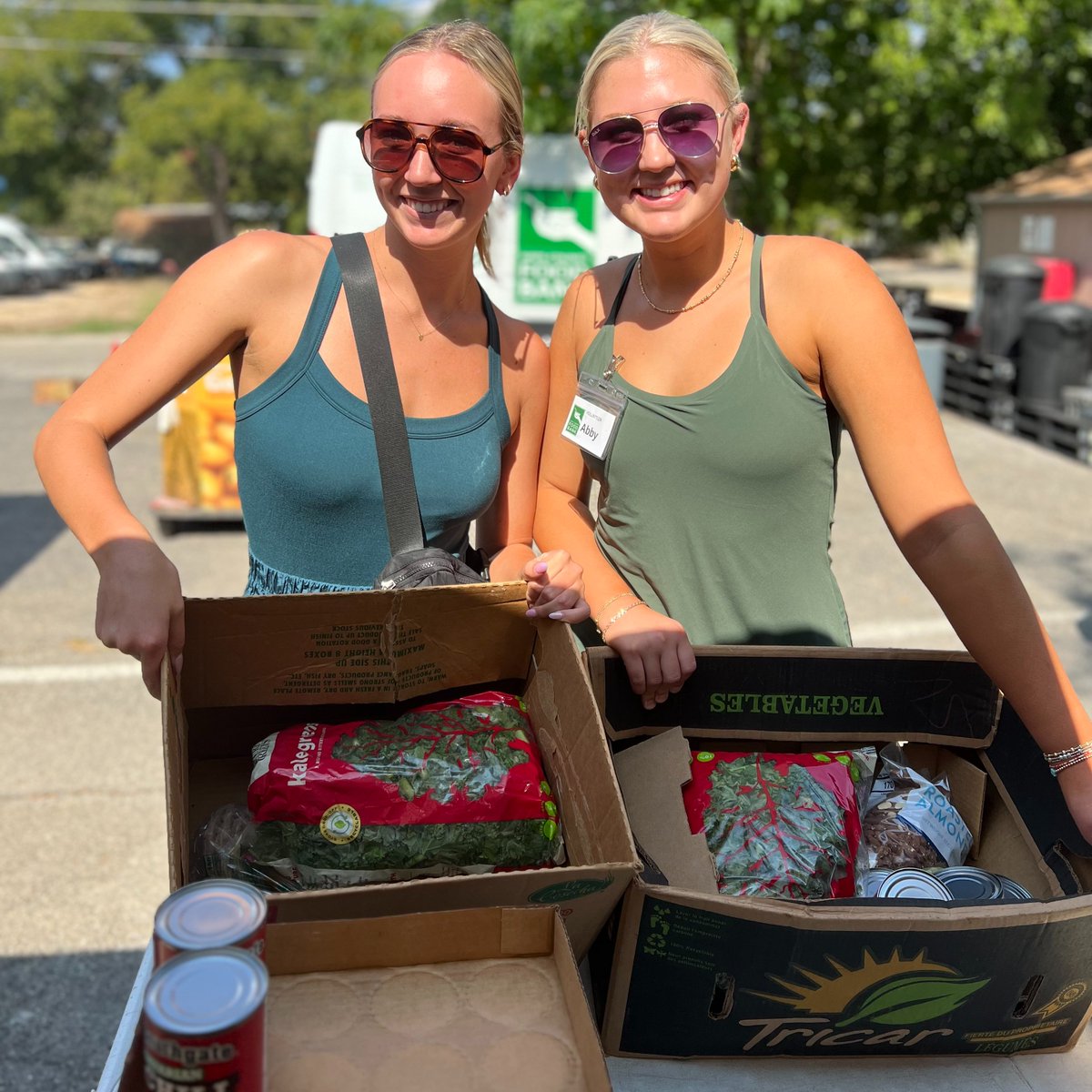 This week's distributions: 
- Mon: Hays County Food Bank | 4PM-6PM 

- Tues: St Anthony Catholic Church | 12PM-12:45PM

- Thurs: Buda City Park | 12PM-12:45PM

- Sat: Uhland Elementary | 9:30AM-11AM

Clients may attend 1 weekday distribution AND attend the Saturday distribution.