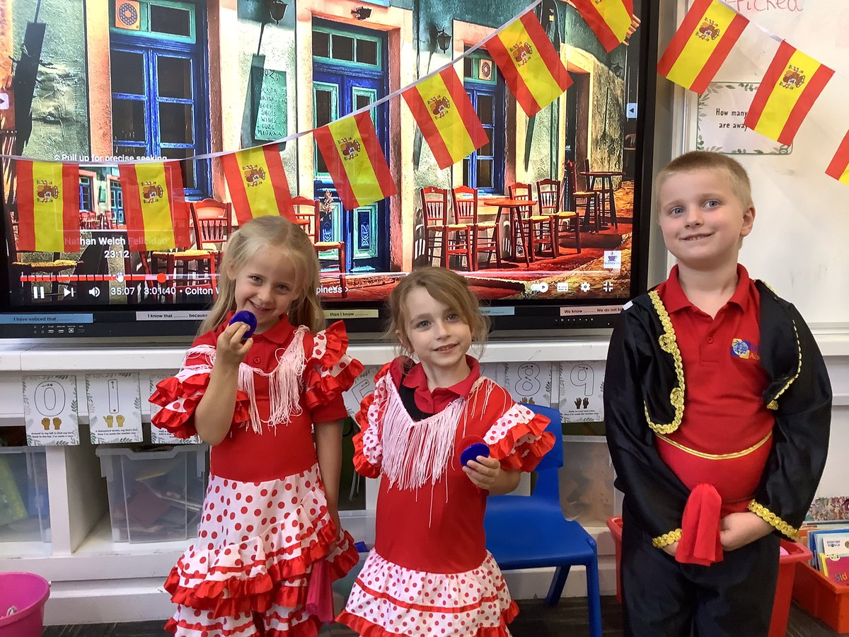 BHAInternationl's tweet photo. Yr1 enjoyed learning about all things Spanish this afternoon! ¡Olé! @BHA_TQ @BhaYear1 @AETAcademies https://t.co/alVsGL8tKM