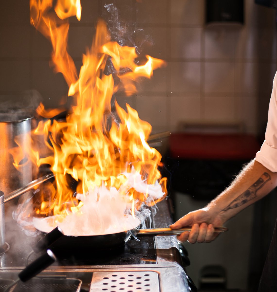 Creating culinary magic in the kitchen, where flavours ignite!

For more information about our restaurants, please call +973 1771 3000 | +973 3655 1333

#gulfhotel #gulfhotelbahrain #bahrain #bh #culinarymagic #block338 #adliya #restaurants #bahrainrestaurants #chefsatwork