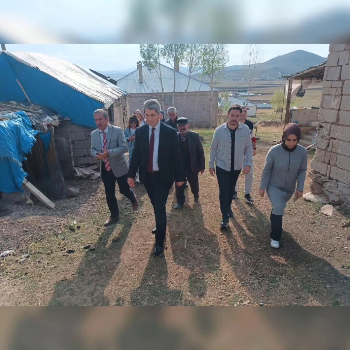 ranmem's tweet photo. 📍Veli ziyaretlerimize kaldığımız yerden devam ediyoruz.. 

Öğrencilerimizin hem okul başarılarının artması hem de veli öğretmen işbirliğinin daha da güçlenmesi için devam etmekte olduğumuz ev ziyaretleri, eğitim hedefimize ulaşmamızı sağlayan temel noktalardan birisidir. https://t.co/fOFRzWcKCf