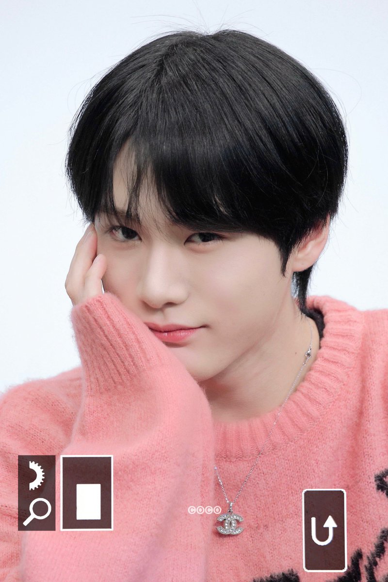 230925 Pre 공백기동안다른아이돌볼이유가없음 정성민이짱이라서

#다크비 #DKB #룬 #LUNE #정성민 #성민 #정룬
<a href="/DKB_BRAVE/">DKB_OFFICIAL</a> <a href="/DKB_japan/">DKB JAPAN OFFICIAL</a>
