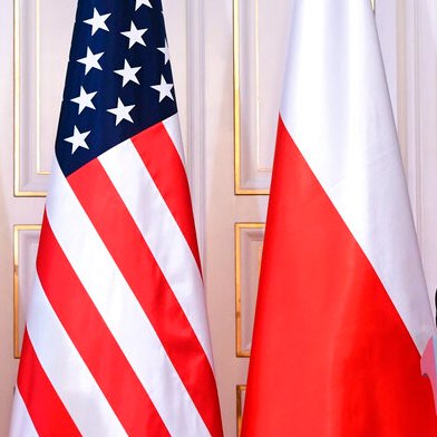 Today, the #UnitedStates is proud to announce the signing of a milestone $2 billion Foreign Military Financing (FMF) direct loan agreement to support #Poland’s defense modernization.

state.gov/new-u-s-poland…