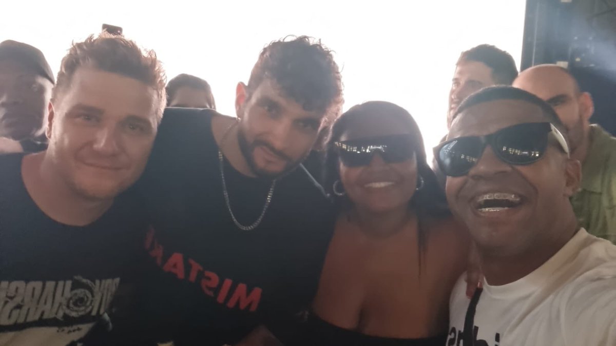 maiataima's tweet photo. Registro de uma Noite espetacular
Mto obrigada aos envolvidos
Que evento senhores ❤️
#adriatique #arcaspace #eletro #festa #musica #amigos #SaoPaulo https://t.co/yfSa1pEzAI