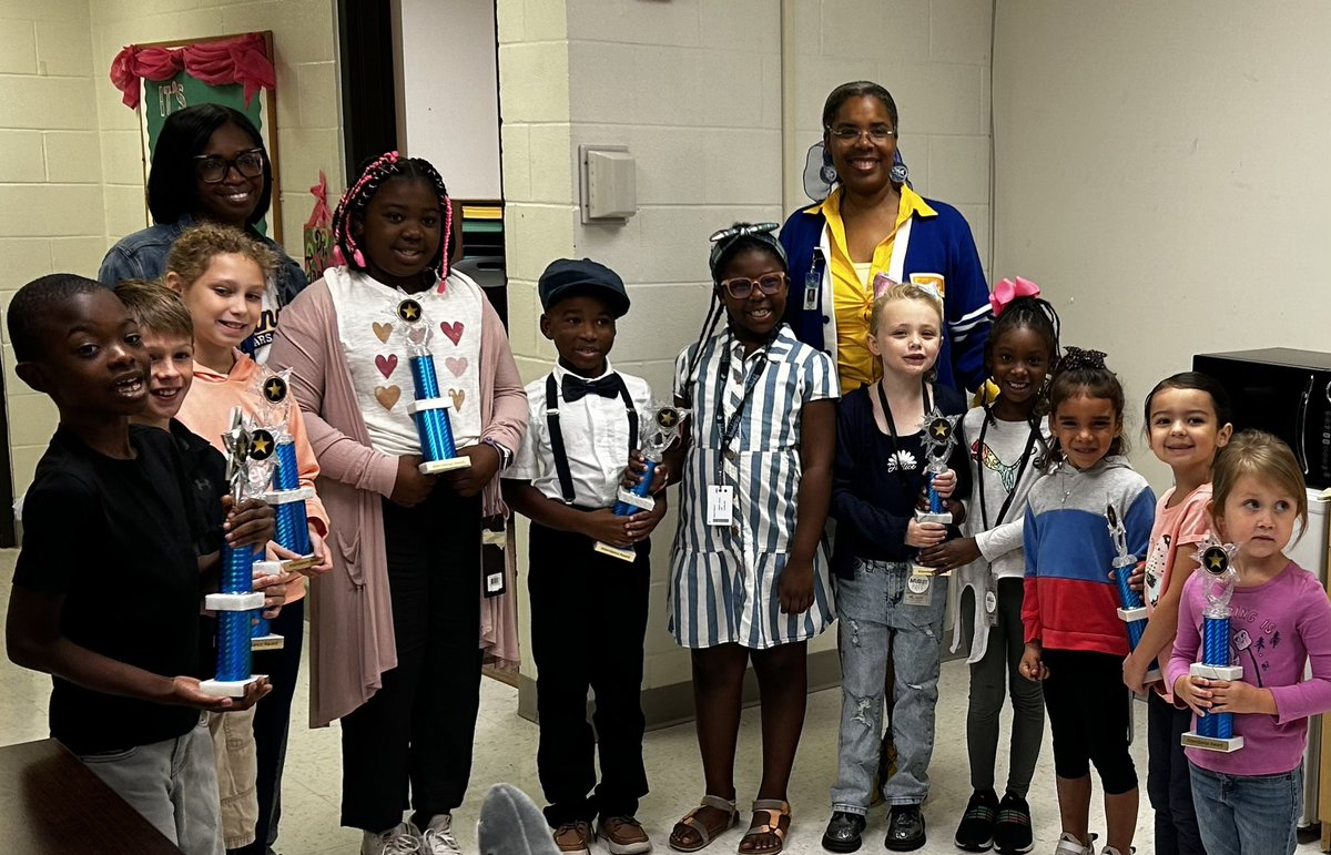 A Smith (@aritmetica_lady) on Twitter photo We have PERFECT ATTENDANCE! These Pre-K - 5th grade scholars are representing their homerooms who have the highest weekly attendance! <a href="/oessnookster1/">oessnookster</a> <a href="/OESrockSTARS/">Oakland Elementary School</a> <a href="/Supt_Hamlett/">Dr. Versie R. Hamlett</a> <a href="/FCPSchoolsTN/">Fayette County Public Schools</a> We have PERFECT ATTENDANCE! These Pre-K - 5th grade scholars are representing their homerooms who have the highest weekly attendance! <a href="/oessnookster1/">oessnookster</a> <a href="/OESrockSTARS/">Oakland Elementary School</a> <a href="/Supt_Hamlett/">Dr. Versie R. Hamlett</a> <a href="/FCPSchoolsTN/">Fayette County Public Schools</a>