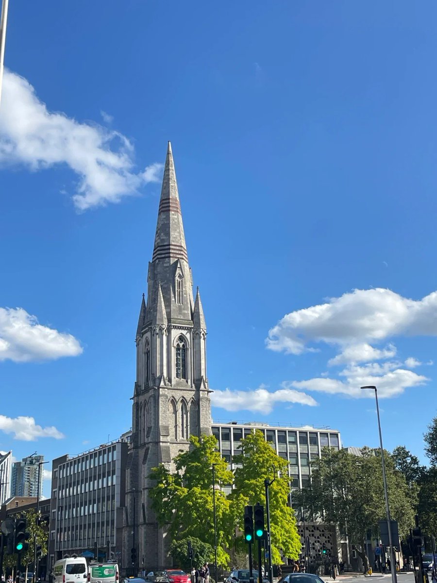 shshjdbs's tweet photo. Through all seasons and through all time.”
#London https://t.co/LJq7F5OuII