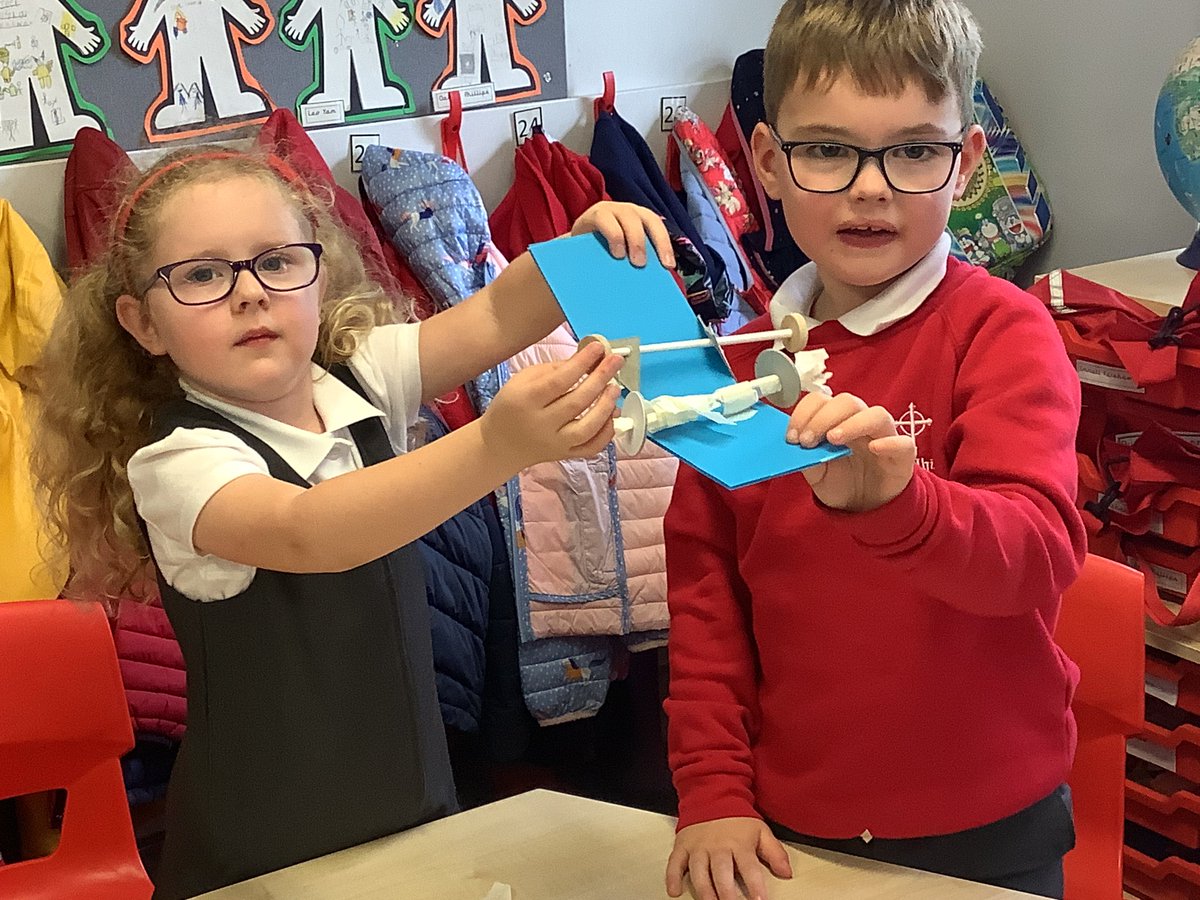 StPhilipsY2A's tweet photo. This week in DT we have been making fixed and free axles. We have practised attaching these to a chassis as a mock up of our design. #teamstphilips @StPhilipCEAP https://t.co/ToLGoAO1Wt