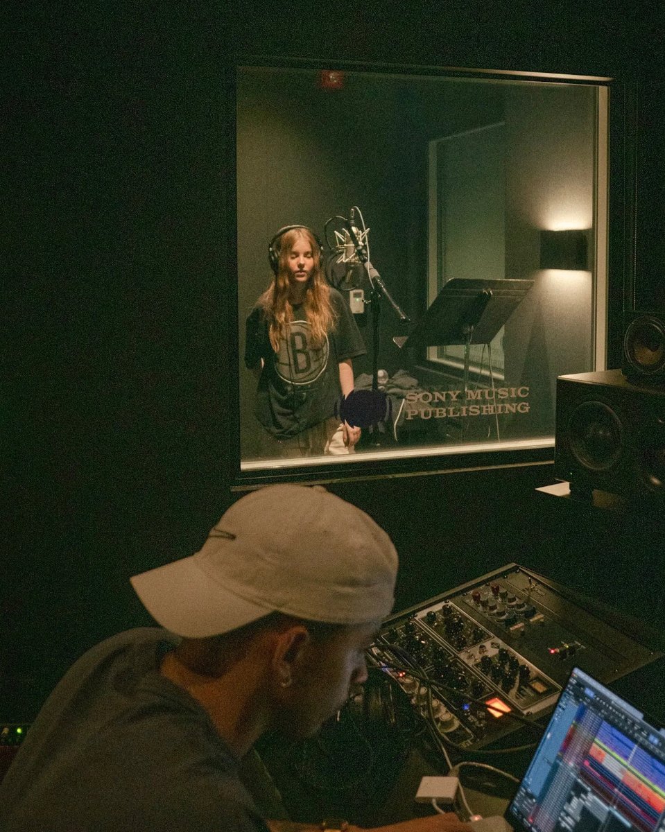 DANELIYA tweet media