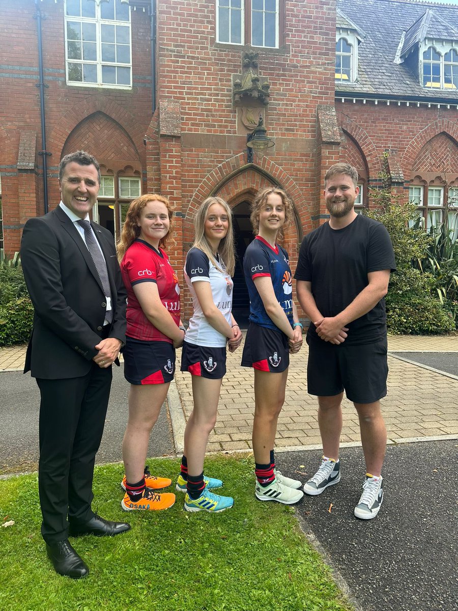 LC HOCKEY CLUB 2023/24 SPONSORS🔴🔵

CRB Contracts

The Hockey Club really appreciate your support for our season ahead!