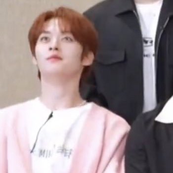 kmsnmn_minsung's tweet photo. このリノさんの顔なーんか既視感というか親近感あるなあと思ったら、私が離婚危機見てる時の表情と全く同じでした失礼いたしました https://t.co/YTo5zizF8Z