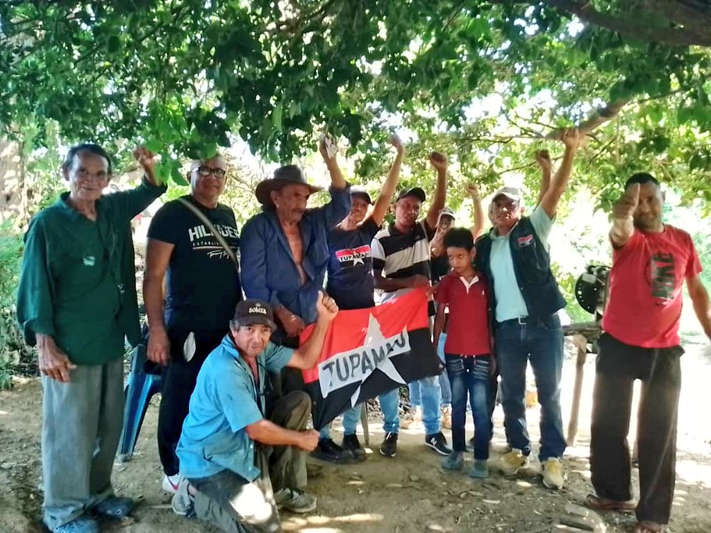Mrt_Fco_Miranda's tweet photo. Si no existe la organización, las ideas después del primer momento de impulso van perdiendo eficacia
ERNESTO GUEVARA
Estructura de @tupamarozaraza4 visita a la célula de nuevo milenio, quienes mostraron la producción que vienen llevando de tapiceria
ElBetaEsLaPazConMaduro https://t.co/BZ92tq8ytZ