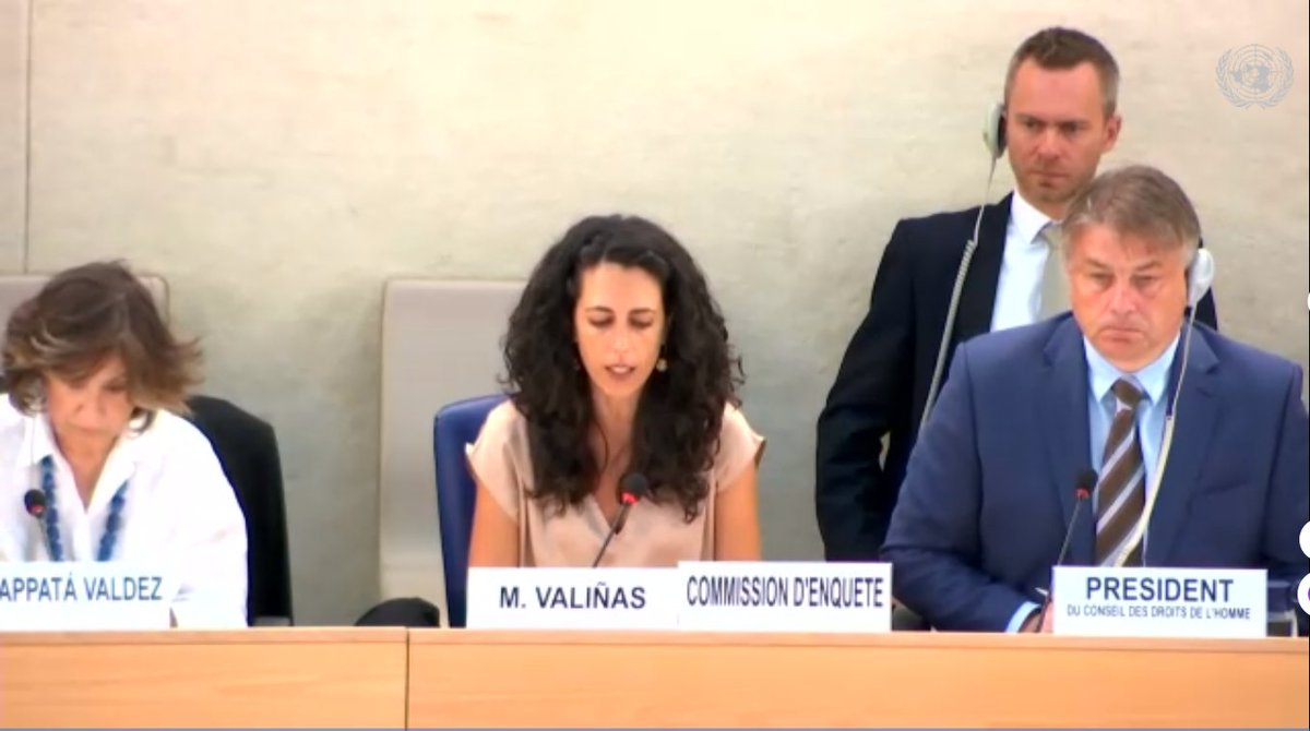 _Provea's tweet photo. “Nuestra conclusión es que en Venezuela se siguen cometiendo graves violaciones de derechos humanos que buscan silenciar a la disidencia” 

#LaONUdetermina #25Sep 

Misión de la ONU denuncia que documentaron al menos 58 personas detenidas arbitrariamente, incluidos sindicalistas, defensores, periodistas y opositores en el país.

Más información ➡️ https://t.co/5gEIIbJbRu