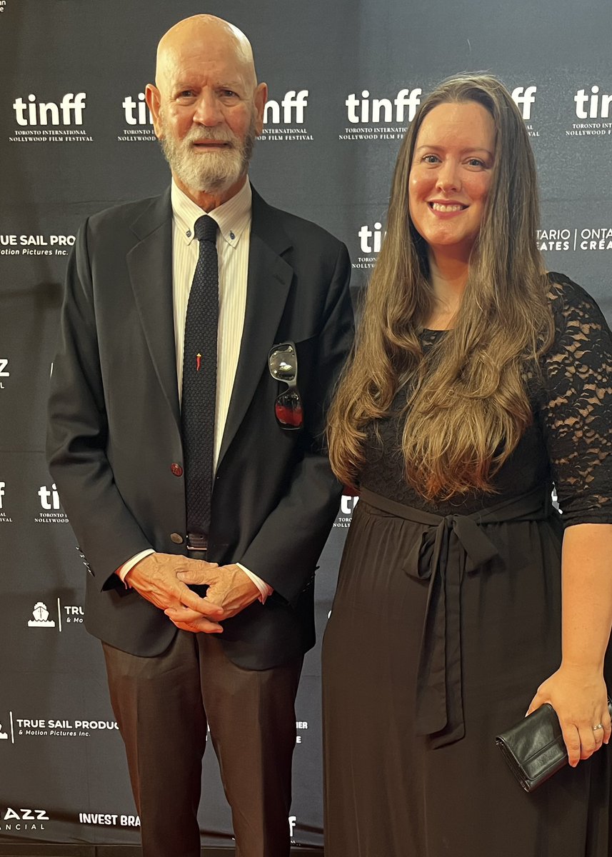fritchbeetle's tweet photo. Proof I have no clue how to do my hair for fancy events. π«£
Also that #ReopeningShortDoc won Best Short Documentary at @tinffcanada last night!! π
So grateful for everyone who has supported this doc from the beginning to now! Thank you for believing in me and these stories! π₯° https://t.co/PGmpJB9Ikd