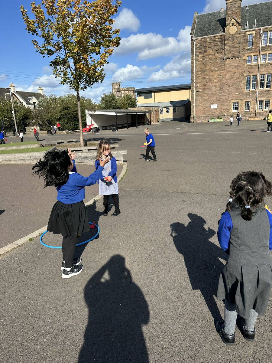 Primary 1/2 enjoying counting activities during PE this afternoon.  Well done!
#mathsweekscotland