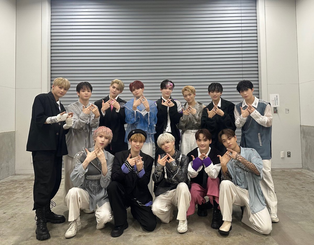 OCTPATHofficial's tweet image. 📸 #SLT2023💫

#SUPERDRAGON さん
@Supdra_staff

#DXTEEN さん
@official_DXTEEN 

#LUN8 さん
@LUN8_JP 

ありがとうございました！

@starlight_tokyo