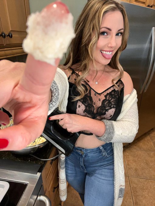 Wanna taste? 😉 https://t.co/0Cicqt2QK9