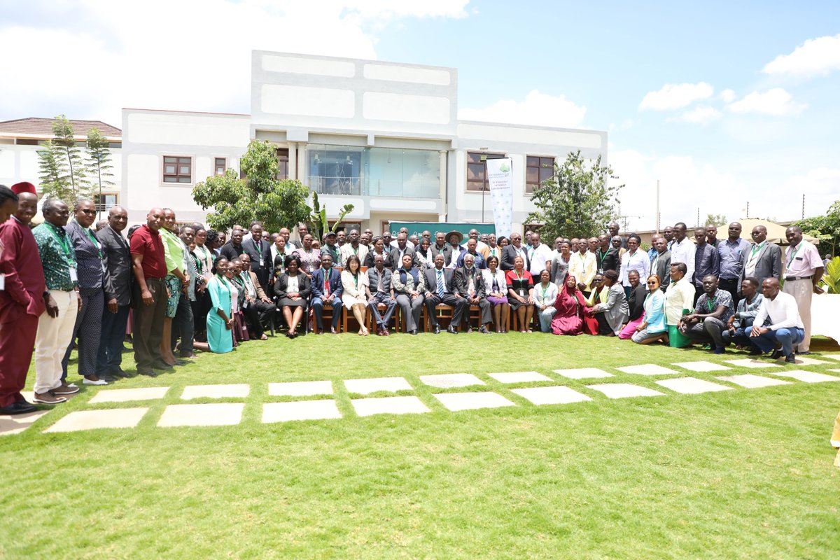 OVACAfrica's tweet photo. Gathering of Brilliant Minds: Navigating the Frontiers of Knowledge and Innovation at the National Scientific Conference 2023. Together, we're shaping the future of science and discovery! https://t.co/cQCBMTDzUa