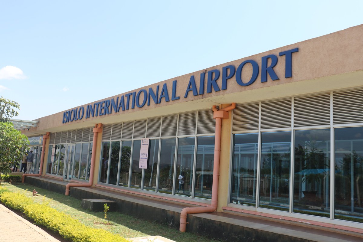KenyaVision2030's tweet photo. Additionally, he highlights the Isiolo Airport as one of the projects major beneficiaries. #kenyavision2030 #lapssetproject #isioloairport https://t.co/3V0N6myy4L