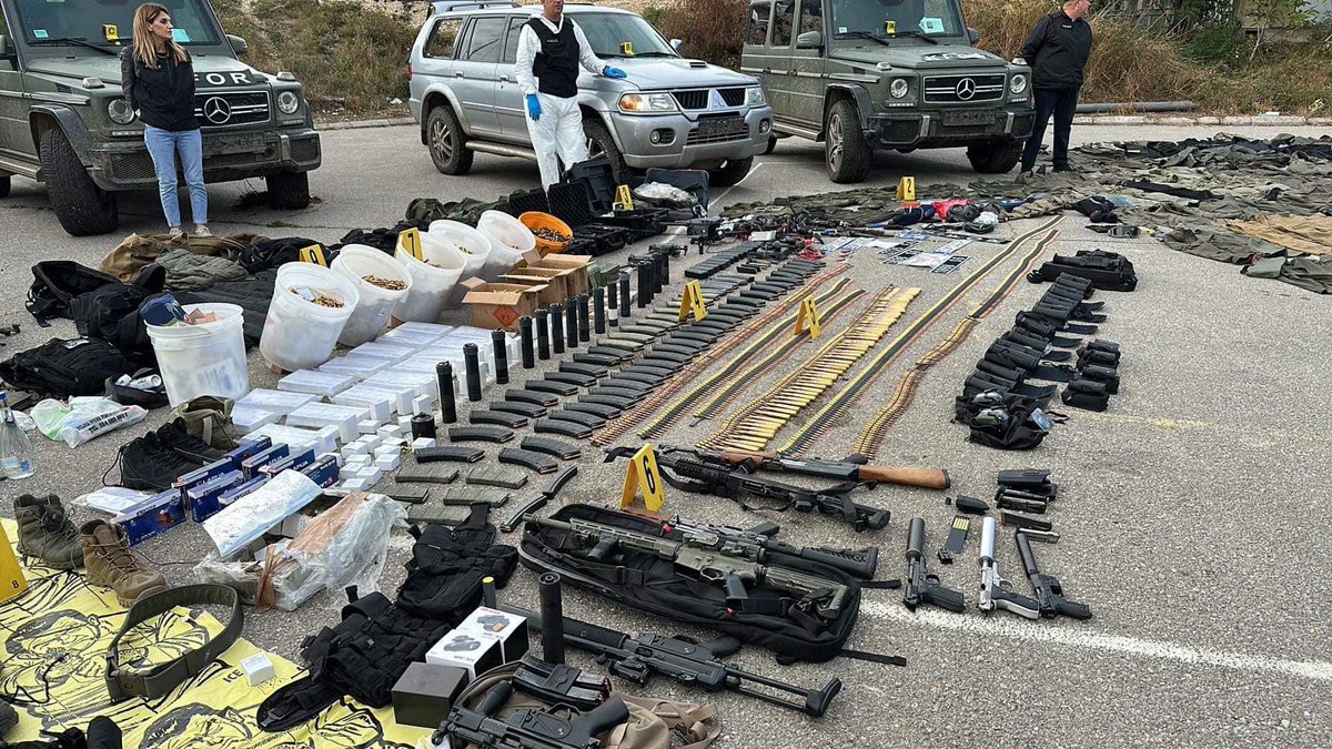 As Kosova moves forward with a consolidated EU and NATO vision, Serbia remains in the past… below are some of the weapons captured which were used yesterday against the Kosova police. There is no room in the Balkans for a Russian/Wagner proxy war!