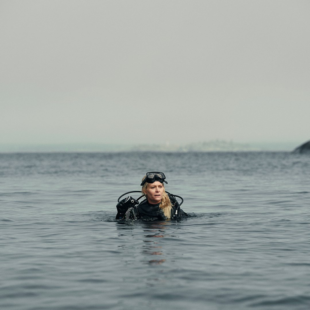 Diver Annika Gustavsson's silent underwater exploration finds its ideal partner in X Shore PRO. Explore the depths of Annika's underwater world, enhanced by the cutting-edge innovation of X Shore PRO. Link in bio ⚒️🌱⚡️