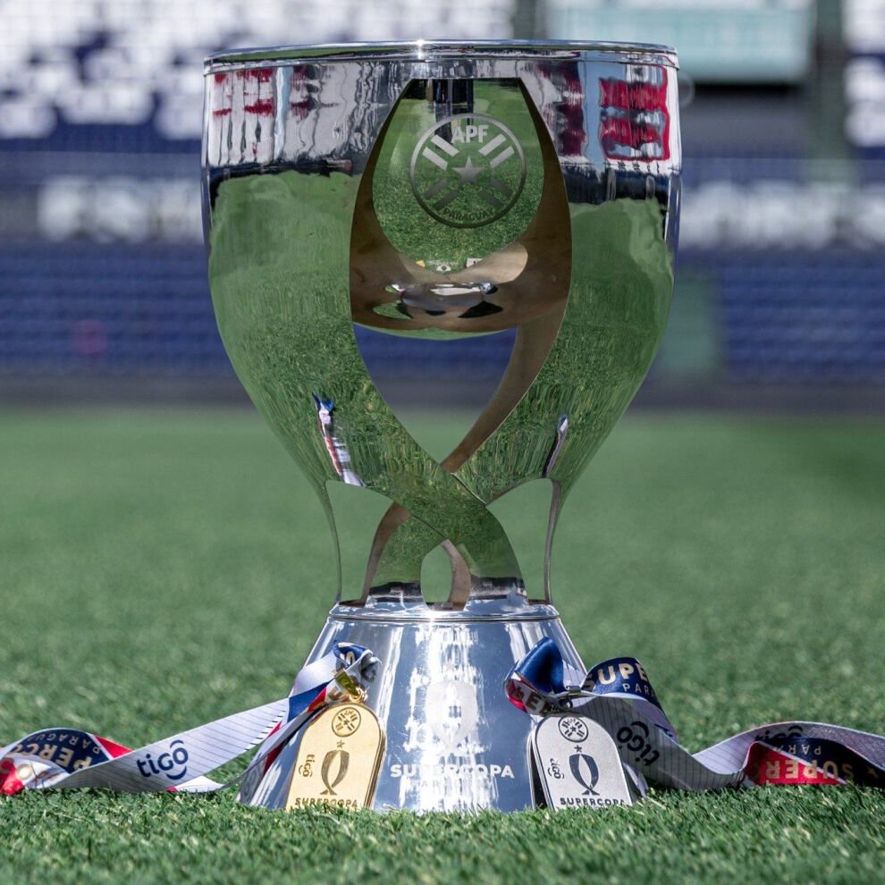 marioarecalde's tweet photo. Juan José Zapag: "Desde que soy presidente de Cerro nadie ha ganado más que nosotros" @Urbana1069 

Campeones del Fútbol 🇵🇾 - Era Zapag (2010-Presente):

#Olimpia (10)**
#Libertad (10)*
#CerroPorteño (6)
#Guaraní (3)*
#Nacional (2)
#Ameliano (2)**

Los números en mis libros 🤔 https://t.co/OCSOfzUjAU