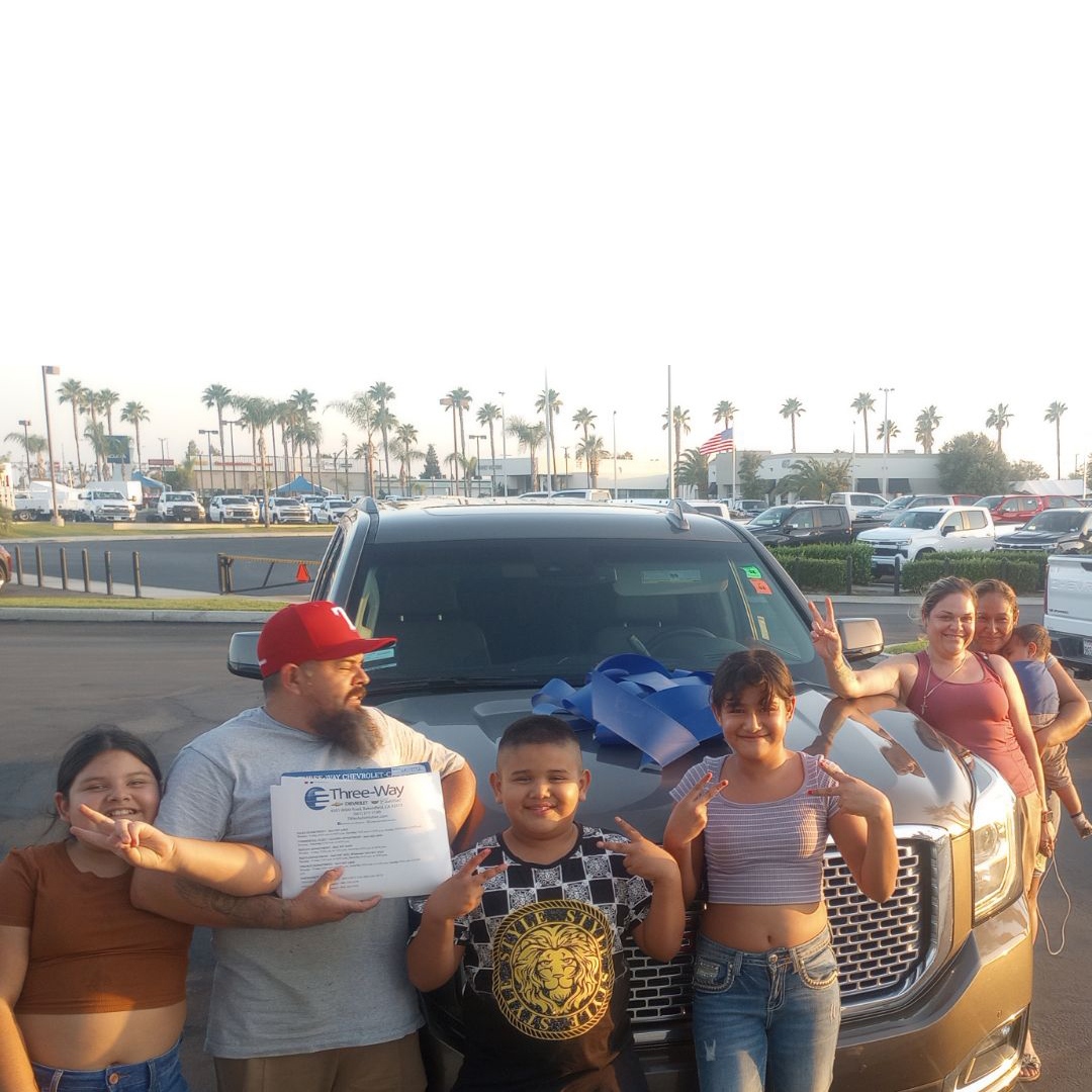Congrats Juan and family on your GMC Yukon! Get behind the wheel of quality without compromise – visit us today and find your next adventure at 4501 Wible Road.  #QualityPreOwned #FindYourRide