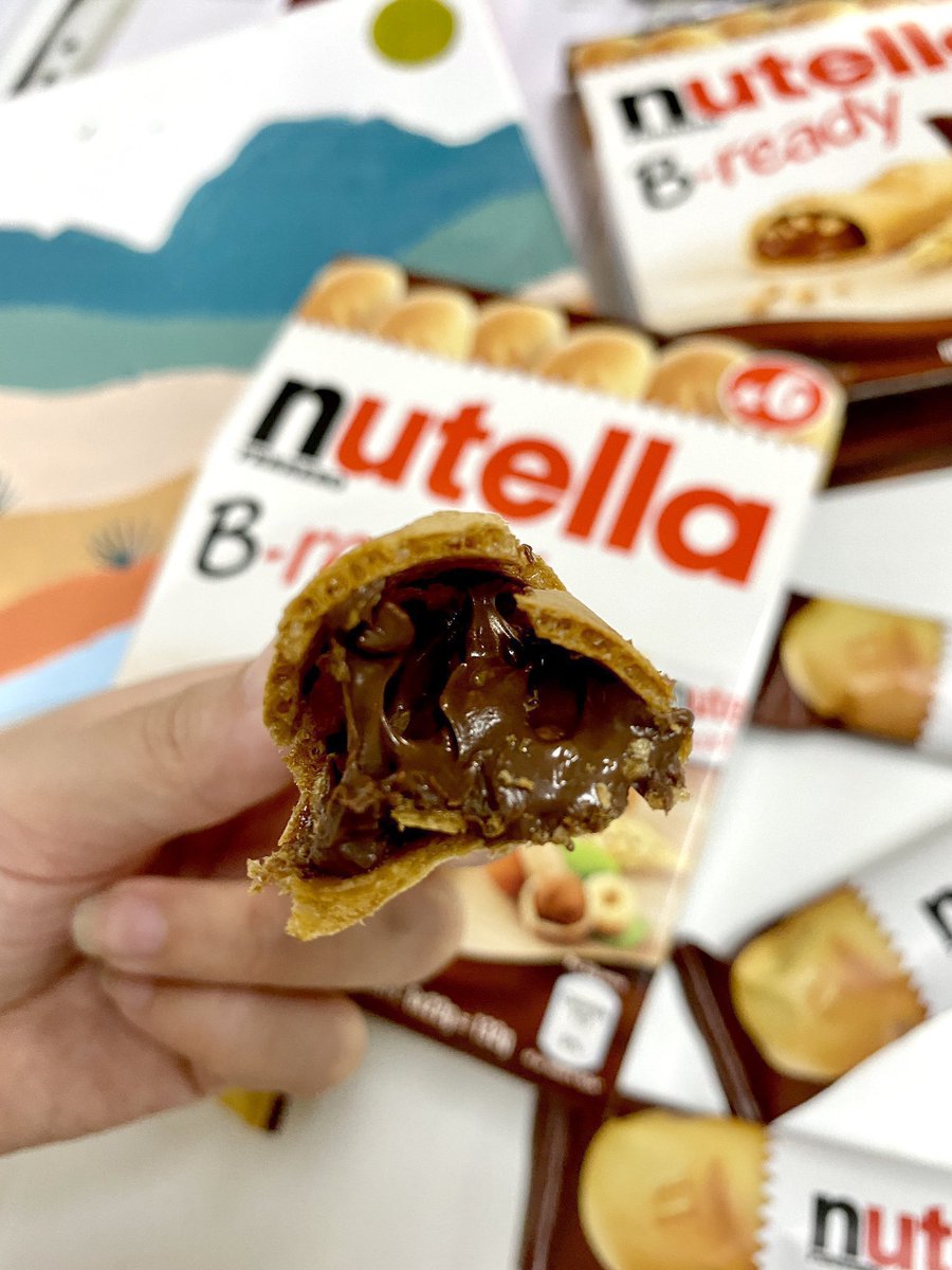 kinnhomma's tweet photo. 𖤐 Nutella B-ready — ขนมเวเฟอร์สอดไส้ช็อกโกแลตจากอิตาลี เห็นแบบนี้ชิ้นไม่เล็กนะคะ ไส้แน่นด้วย ใครยังไม่เคยลองต้องลองน้า ❤️‍🔥

𖤐 พร้อมส่งมี 2 กล่องค่า 𖤐

𖤐 99฿ | 1 กล่องมี 6 ชิ้น
𖤐 EXP 01/04/2024

𖤐 ค่าส่ง 𖤐
1 กระปุก 25฿ / 2-3 กระปุก 35฿
4 กระปุกขึ้นไปส่งฟรีค่ะ 🛵💨 https://t.co/kNSVMMrBST