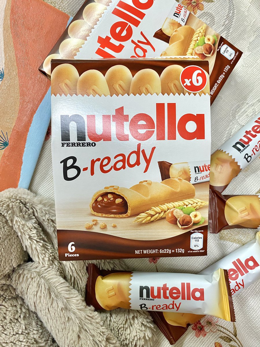 kinnhomma's tweet photo. 𖤐 Nutella B-ready — ขนมเวเฟอร์สอดไส้ช็อกโกแลตจากอิตาลี เห็นแบบนี้ชิ้นไม่เล็กนะคะ ไส้แน่นด้วย ใครยังไม่เคยลองต้องลองน้า ❤️‍🔥

𖤐 พร้อมส่งมี 2 กล่องค่า 𖤐

𖤐 99฿ | 1 กล่องมี 6 ชิ้น
𖤐 EXP 01/04/2024

𖤐 ค่าส่ง 𖤐
1 กระปุก 25฿ / 2-3 กระปุก 35฿
4 กระปุกขึ้นไปส่งฟรีค่ะ 🛵💨 https://t.co/kNSVMMrBST