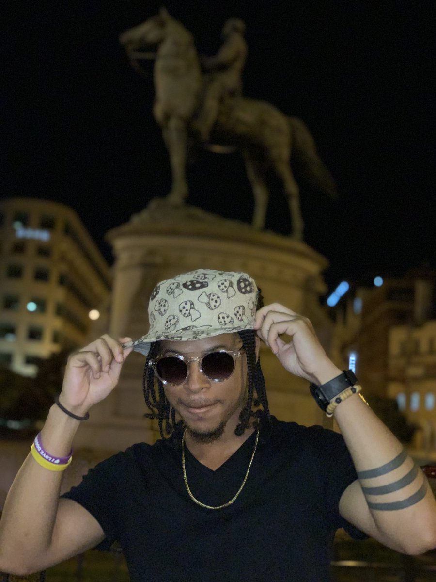 aye_rell's tweet photo. Y’all yearly ain’t seen me in a while https://t.co/AHDCcbCqsX