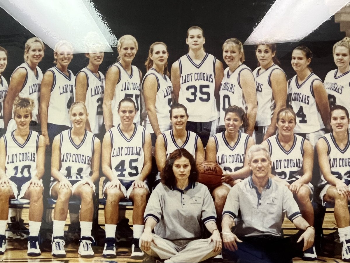 LadyCougBBall's tweet photo. Excited to host an alumni game for homecoming weekend on 10-14. Looking forward to having former players back on the floor with our team! There will be a tailgate following the alumni game at 11:00.

🗓️ October 14th 
⌚️ 9:00am
📍Hutzell Athletic Center https://t.co/2i38354oWZ
