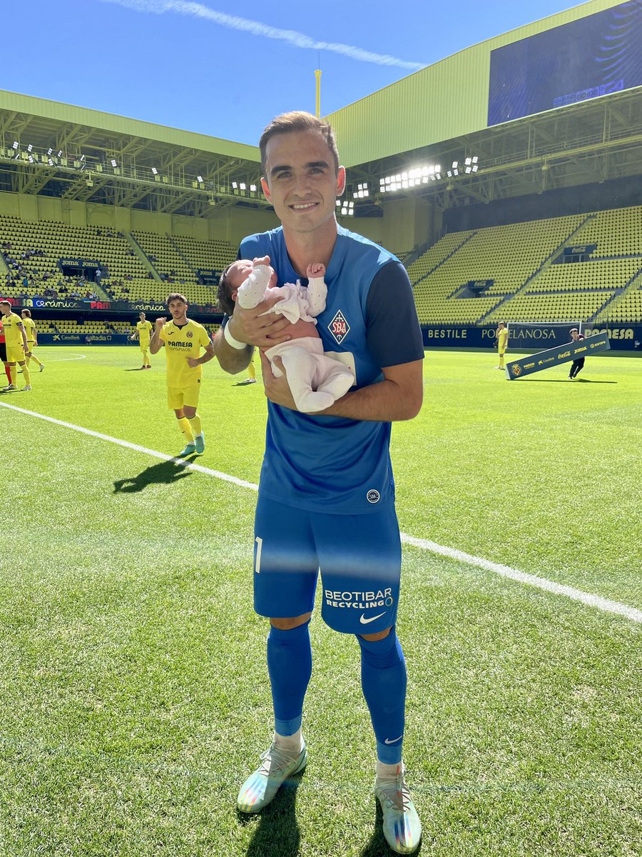 Una azulona más💙 <a href="/SDAmorebieta/">SD Amorebieta</a>