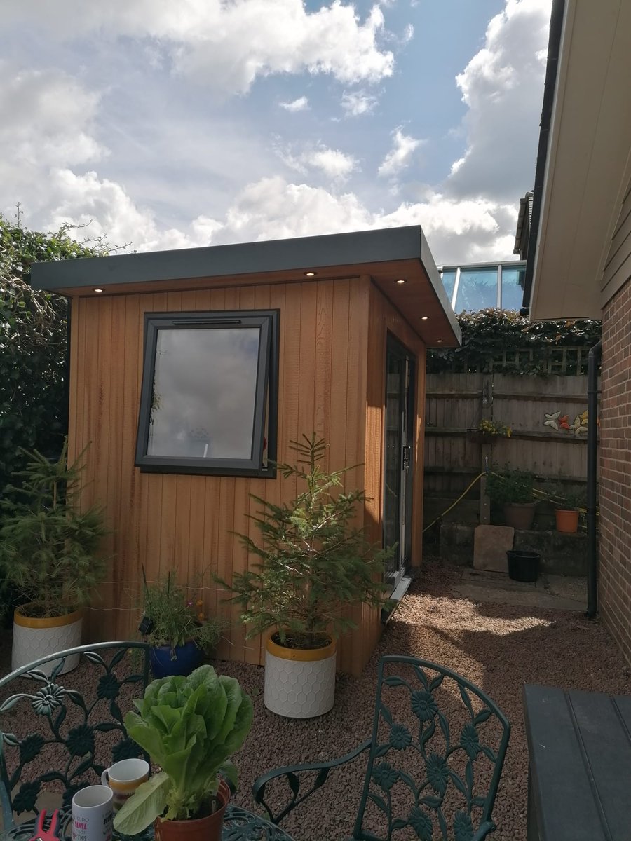 urbanescapes's tweet photo. Think your garden can't accommodate a garden room? Think again! Small garden rooms are the ideal for compact outdoor spaces - check out our latest installation for proof. 

Small spaces can pack a big punch when it comes to creating a functional and beautiful outdoor oasis. https://t.co/MHFw7tKzWh