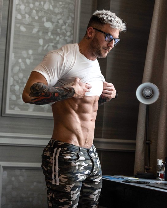 Win 3 months of online coaching for free🔥🔥  5 runner up vouchers worth &pound;210 off my gold and silver 3