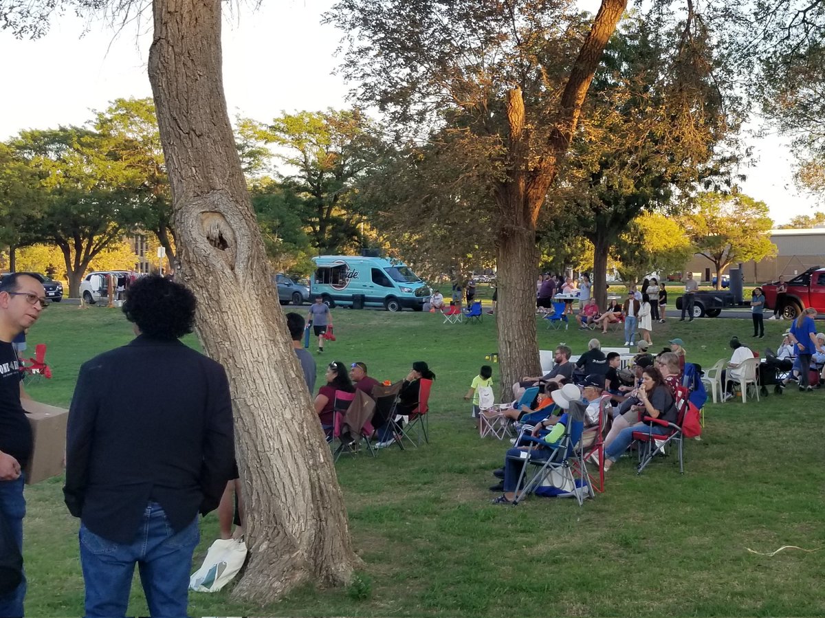 WesternerVB's tweet photo. This is who we are... Starting week off right giving back to our community‼ #PartyInThePark Thank you #COOP for allowing us to be apart of this again. SHOUTOUT to the other WESTERNERS that made it out too!! 💛🖤🤠 #WesternerNation #OBOF WE > ME #WWAM https://t.co/N6CJjsE8U7
