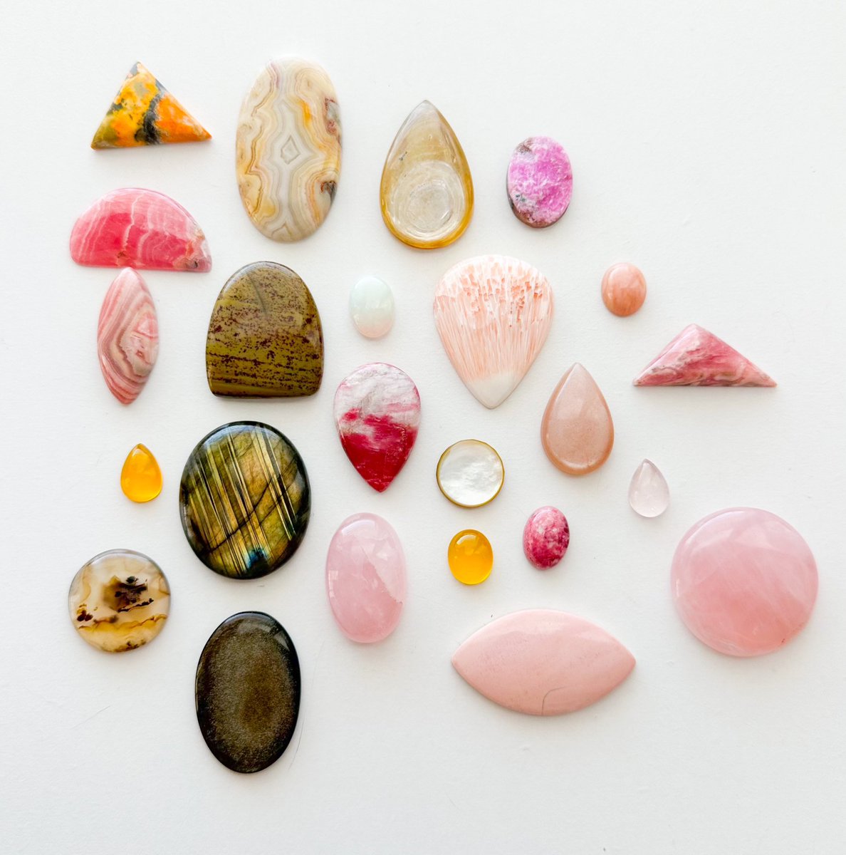 mildhippie's tweet photo. the crystals      🍓🍋💝       the pendants 

“strawberry lemonade” collection coming Friday Sept. 29th at 8pm eastern time <3 https://t.co/67WEsDiO6G