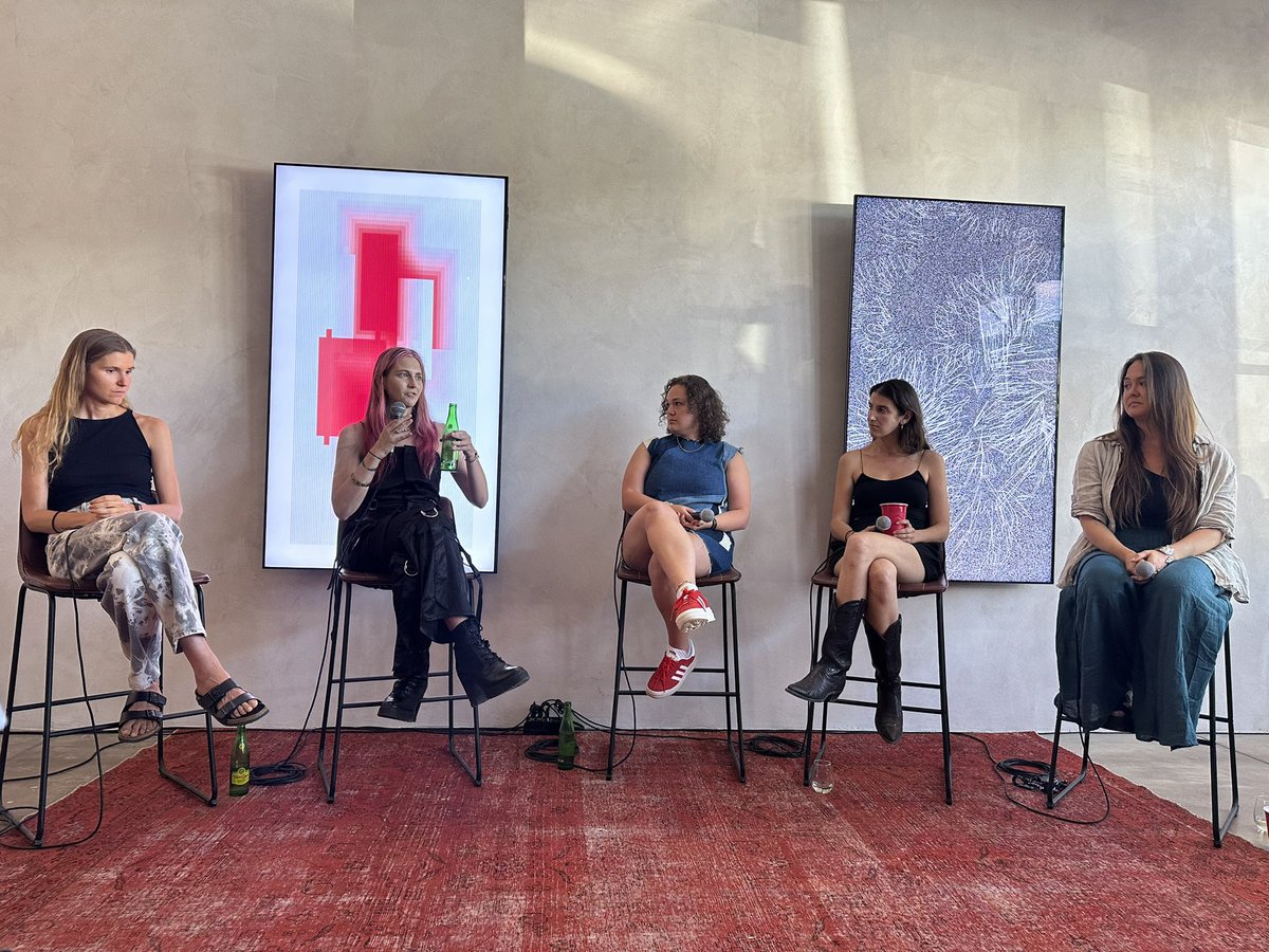 Shannon Chen See // watchensee tweet media