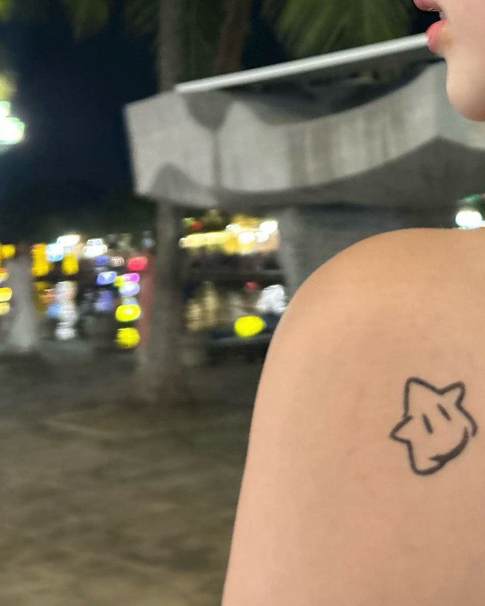 eIeganced_'s tweet photo. ️️
 ️️
New tattoo! ���

 ️️ https://t.co/d9DYhx8bke