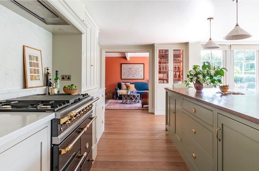 Westin Cooker Hoods (@westinhoods) on Twitter photo Beautiful project by <a href="/ShereKitchens/">Shere Kitchens - custom made to order</a> which includes the Westin Prime Edge built in hood above the iconic <a href="/lacancheuk/">Lacanche UK</a> below.
.
Expertly captured 📸 by Julia Currie Photography Beautiful project by <a href="/ShereKitchens/">Shere Kitchens - custom made to order</a> which includes the Westin Prime Edge built in hood above the iconic <a href="/lacancheuk/">Lacanche UK</a> below.
.
Expertly captured 📸 by Julia Currie Photography