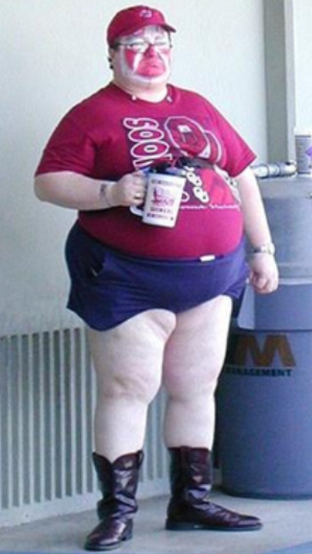 LonghornBandG's tweet image. "Follow the Science" #BoomerSooner is 3-0-1 vs the spread.  Exactly what we look for.  OU hosting #DownandOut #IowaState. Consider locking in early.  68% already on this one. Doesn't always look great on paper but it's #WhyWePlayTheGame! @HermEdwards 👇prolly took the jabs.