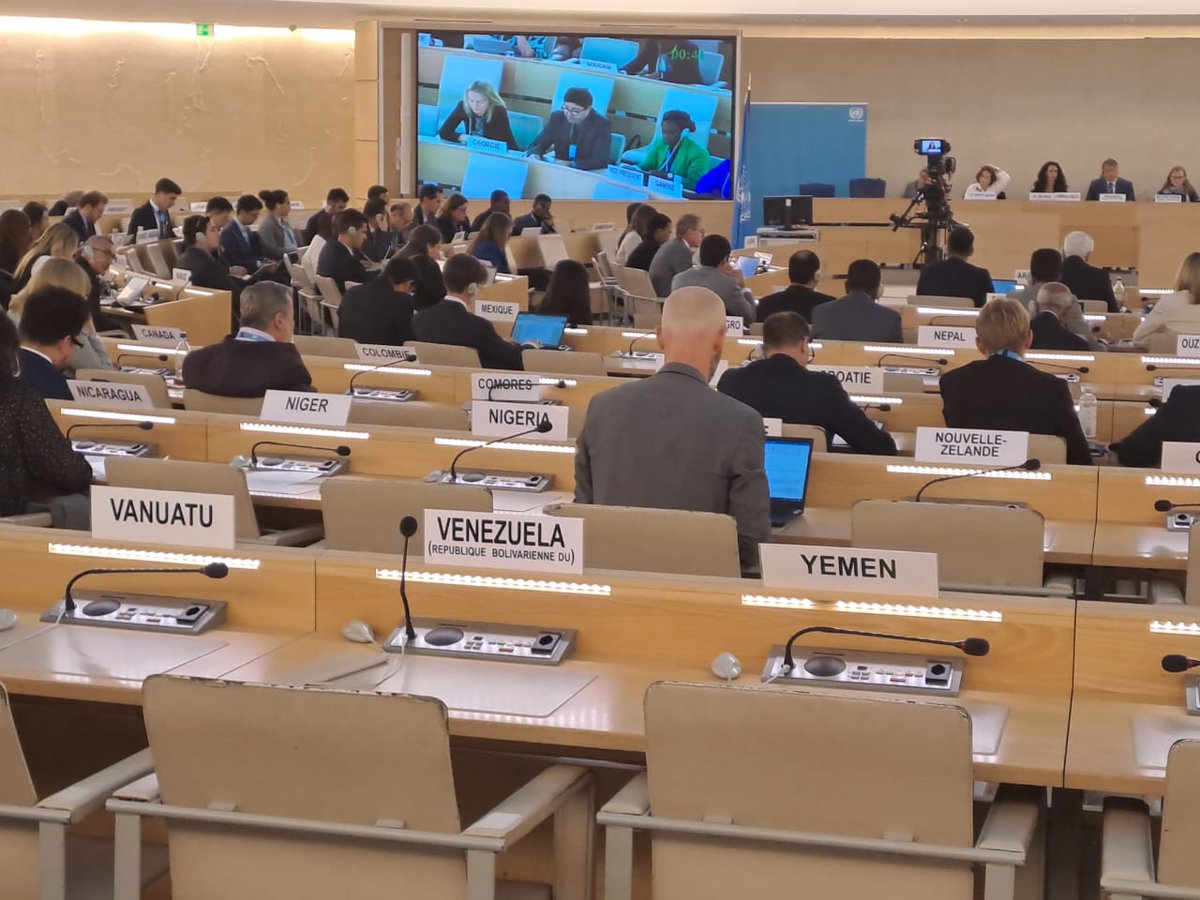 El funcionario de Venezuela se paró y se fue de la sesión en la ONU después de que la Misión hablara de casos de tortura, detenciones y desapariciones en el país, que no han dejado de ocurrir. #LaONUDetermina #HRC54