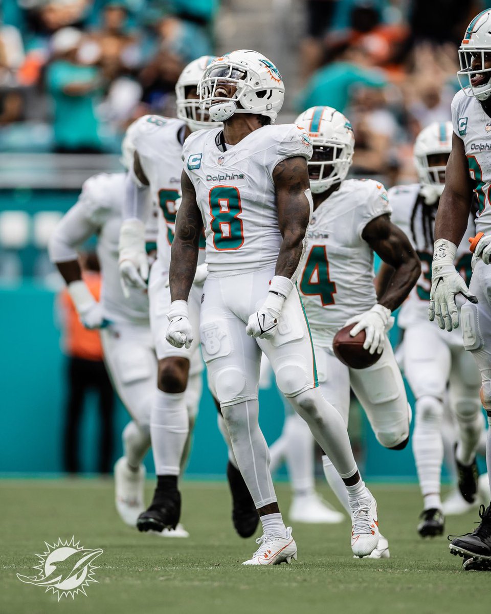 Jevon Holland is the highest-graded safety in the NFL through 3 weeks 

- 93.1 overall
- 31 tackles, only 1 missed tackle
- 2 PBU
- 2 forced fumbles
- 8 defensive stops

📈📈📈

📸: (<a href="/MiamiDolphins/">Miami Dolphins</a>)

#FinsUp