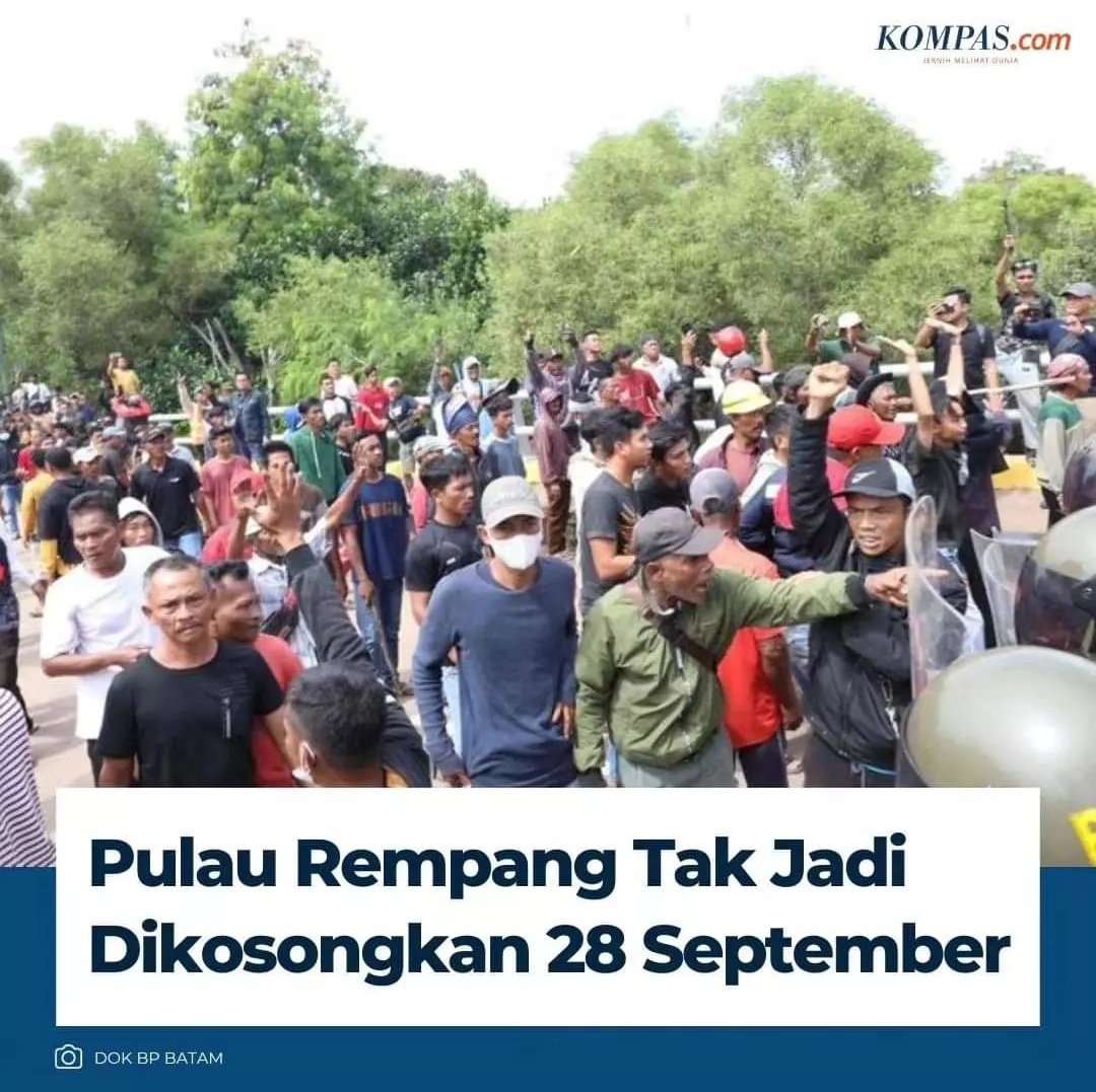 liaasister's tweet photo. Alhamdulillah.. Pulau Rempang tidak jadi di kosongkan tanggal 28 September ini..
Tapi sayang nya rencana pengusiran warga dari Rempang masih tetap ada, meskipun di perhalus dengan kata Relokasi atau semacamnya ..  🤦‍♂️🤦‍♂️
https://t.co/65YYEl9I3G https://t.co/xn5mvbDyeR