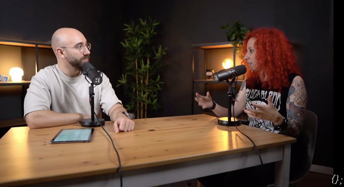 carmenansio's tweet image. PERO PEDAZO DE ENTREVISTA QUE SE HA MARCADO @BettaTech ❤️

Estoy enganchadísima! ¿Ya la habéis visto? 👇
youtube.com/watch?v=Eqn3tK…