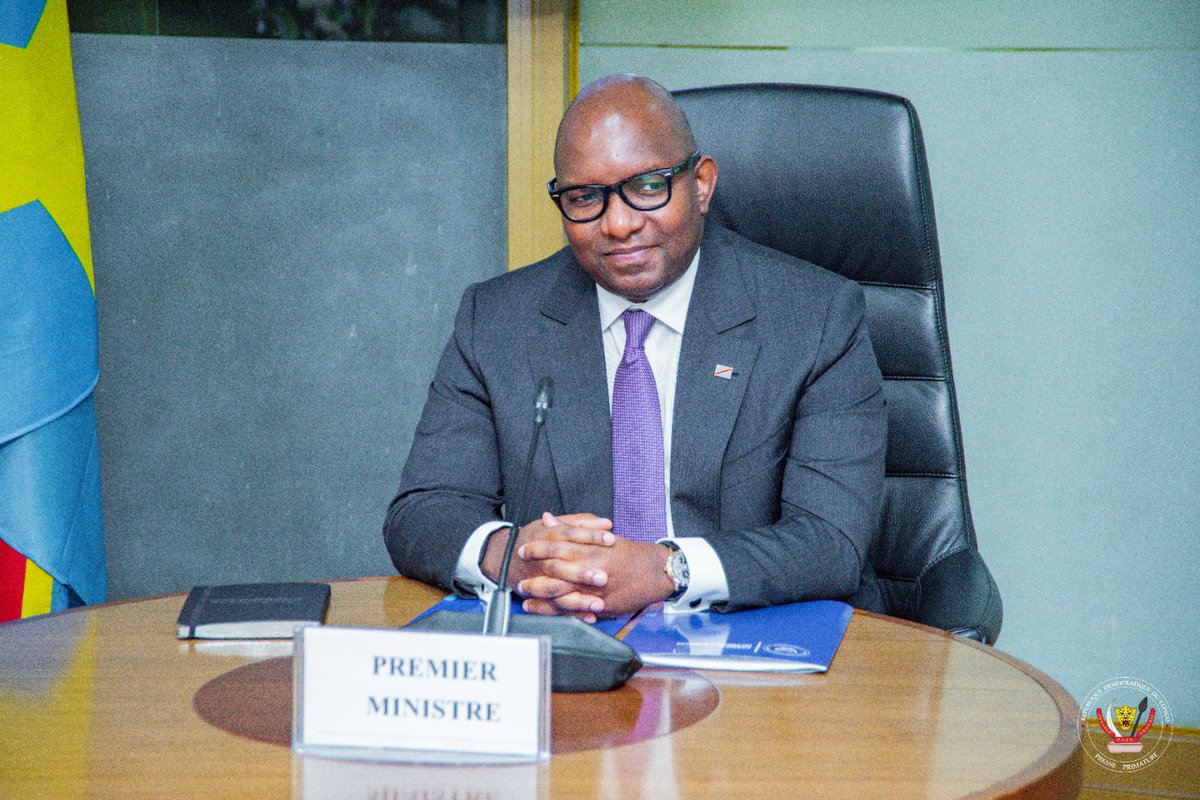 MarcelMUBENGA2's tweet photo. En vue d concilier croissance, financmt e impact réel ds l vécu du peupl conglais, le 1er Min.  @lukondesama apel l partnres technics e financier d la RDC à metr sur pied d modèl innovant ds l financmat extérieur d projet e l'exécution d programmes en RDC. https://t.co/CzaZUCmxzL