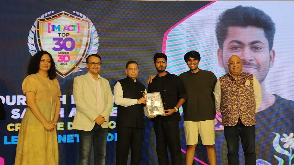 IMPACT_onnet's tweet photo. Celebrating the young talent of today and leaders of tomorrow👏
Meet the #IMPACTTop30Under30 Winner Durgesh Pragati Satish Amble, @LeoBurnettIndia.
#impactawards #30under30 #advertising #creative #youngtalent https://t.co/WqSNAzbNL1
