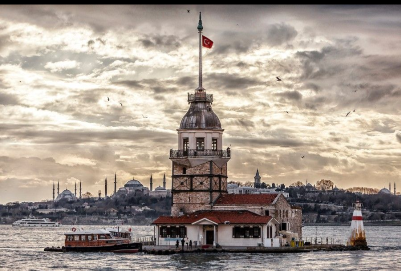 batman_efe8443's tweet photo. İstanbul, dünyanın en mutlu 10 şehrinin biri oldu. (İstatistik Dünyası) https://t.co/e0GKxmlXmY