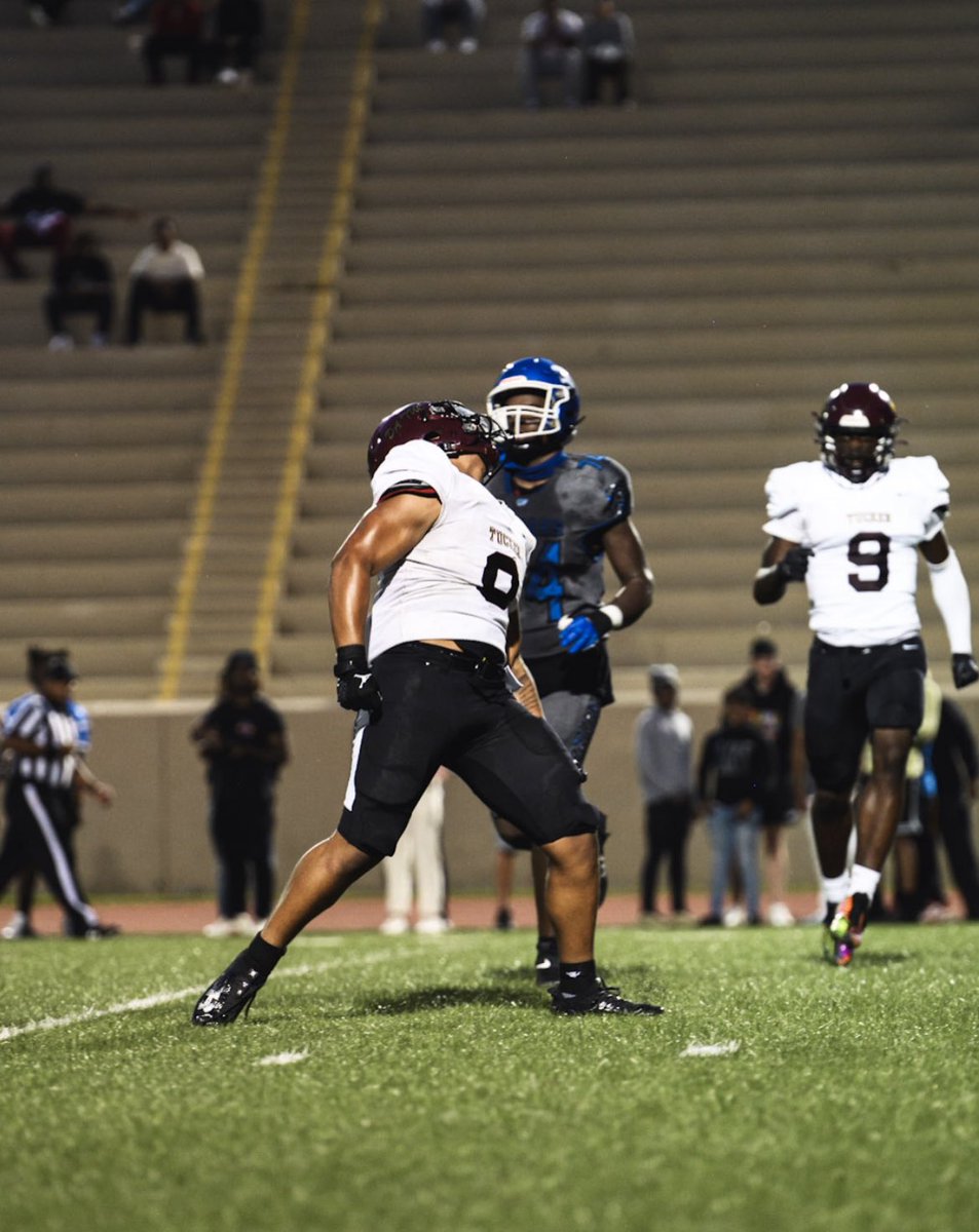 xkendallbeard's tweet photo. Mid Szn highlights https://t.co/IDsQvO0hPD @TuckerFootball https://t.co/WK4AdEjgw1